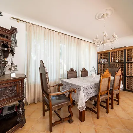 Holiday home Bella Elana